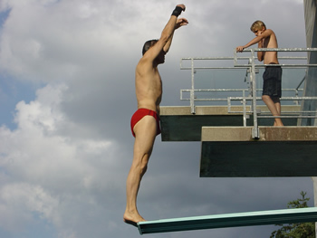 Wasserspringen mit Henri Furrer: ein Sportlerportrait